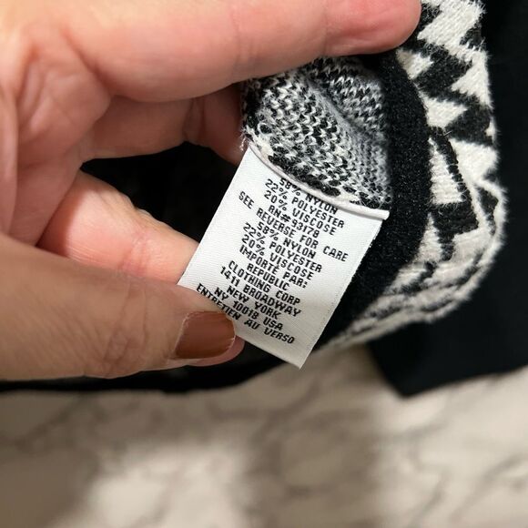 M MAGASCHONI Double Breasted Notch Lapel Cropped Jacket - Picture 9 of 13